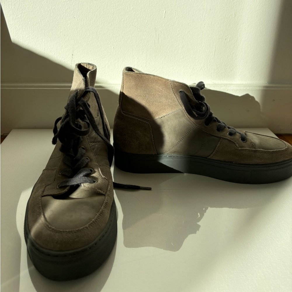 Men’s sand/taup high top sneakers